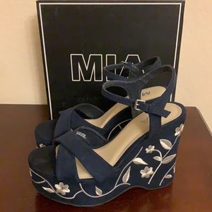 MIA “Zoey” Navy Blue & Cream Platform Sandals